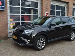 Grijs Gebruikt 2018 Toyota RAV4 Hybrid Executive SUV | € 22.800 (Eerlijke prijs)