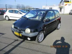 Zwart Gebruikt 2000 Renault Twingo Initiale Hatchback | € 949 (Eerlijke prijs)