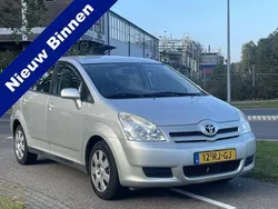 Grijs Gebruikt 2005 Toyota Corolla Verso Terra MPV | € 3.850