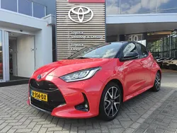 Rood Gebruikt 2021 Toyota Yaris Edition Hatchback | € 22.400 (Eerlijke prijs)