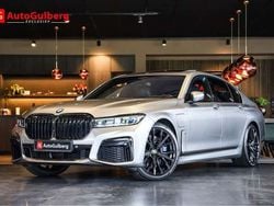 Grijs, metallic lak Gebruikt 2021 BMW 745 M Sport Sedan | € 58.900 (Eerlijke prijs)
