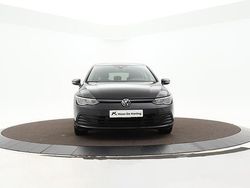Zwart Gebruikt 2023 VW Golf VIII Life Hatchback | € 21.880 (Goede deal)