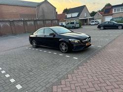 Zwart Gebruikt 2018 Mercedes CLA200 Sedan | € 17.000 (Goede deal)