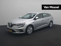 Grey highland (tekqa) Gebruikt 2022 Renault Mégane IV Business Stationwagen | € 19.940 (Goede deal)