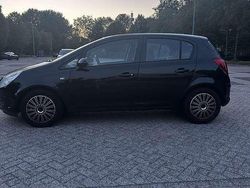 Zwart Gebruikt 2009 Opel Corsa Enjoy MPV | € 2.350 (Eerlijke prijs)