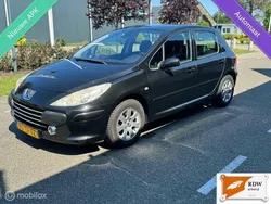 Zwart Gebruikt 2007 Peugeot 307 Premium Hatchback | € 3.350 (Eerlijke prijs)