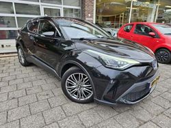 Zwart Gebruikt 2021 Toyota C-HR Executive SUV | € 24.500 (Eerlijke prijs)