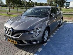 Grijs Gebruikt 2018 Renault Talisman Zen Sedan | € 15.499 (Eerlijke prijs)