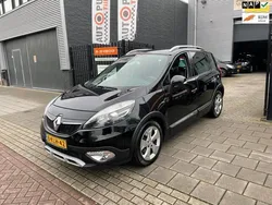 Zwart Gebruikt 2013 Renault Scénic III Bose Edition MPV | € 6.499 (Eerlijke prijs)