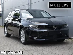 Zwart Nieuw 2025 Opel Astra Business Edition Hatchback | € 32.998 (Eerlijke prijs)