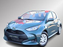 Groen, metallic lak Nieuw 2025 Toyota Yaris Hybrid Comfort Hatchback | € 25.935 (Super prijs)