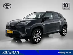 Zwart Gebruikt 2023 Toyota Yaris Cross SUV | € 27.950 (Eerlijke prijs)
