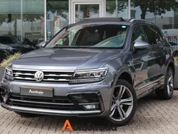 Grijs Gebruikt 2020 VW Tiguan R-line SUV | € 31.450 (Eerlijke prijs)