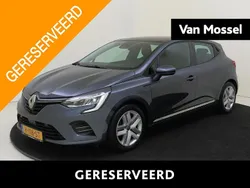 Grijs Gebruikt 2020 Renault Clio V Zen Hatchback | € 13.735 (Eerlijke prijs)