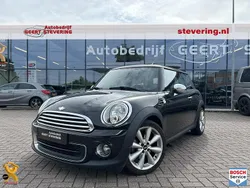 Zwart Gebruikt 2013 Mini Cooper Hatchback | € 8.545 (Eerlijke prijs)