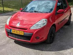 Gebruikt 2010 Renault Clio II Authentique Sedan | € 2.100 (Eerlijke prijs)