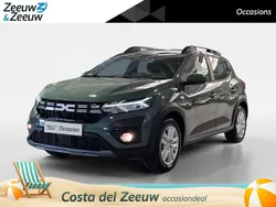Lichen kaki kqm Gebruikt 2023 Dacia Sandero Expression Hatchback | € 18.440 (Eerlijke prijs)