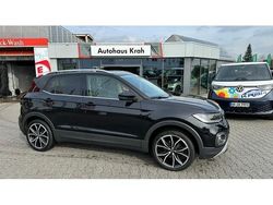 Zwart Gebruikt 2023 VW T-Cross Style SUV | € 28.627 (Iets duurder)