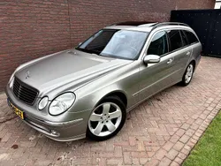 Grijs, metallic lak Gebruikt 2004 Mercedes E500 Avantgarde Stationwagen | € 12.950 (Eerlijke prijs)