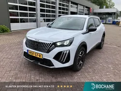 Wit Gebruikt 2023 Peugeot 2008 Allure SUV | € 24.740 (Eerlijke prijs)