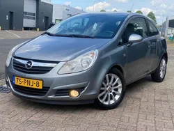 Grijs Gebruikt 2011 Opel Corsa Cosmo Hatchback | € 3.450 (Eerlijke prijs)