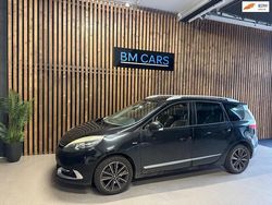 Zwart Gebruikt 2013 Renault Grand Scénic III Bose Edition MPV | € 4.995 (Eerlijke prijs)