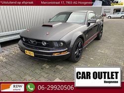 Grijs (mat) Gebruikt 2007 Ford Mustang Coupé | € 9.950