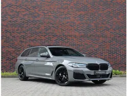 Grijs Gebruikt 2022 BMW 530 Shadowline Stationwagen | € 47.950 (Duur)