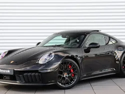 Porsche 911 Carrera 4 GTS