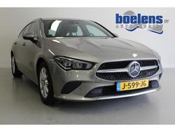 Grijs Gebruikt 2020 Mercedes CLA180 Business Sedan | € 21.439 (Super prijs)
