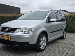 Grijs Gebruikt 2004 VW Touran MPV | € 1.999