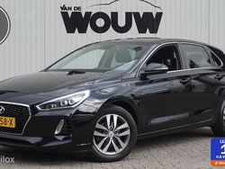 Zwart Gebruikt 2017 Hyundai i30 Hatchback | € 9.995 (Eerlijke prijs)