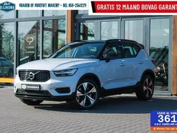 Zilver, metallic lak Gebruikt 2022 Volvo XC40 R-Design SUV | € 26.994 (Eerlijke prijs)