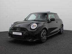 Zwart Gebruikt 2024 Mini John Cooper Works Hatchback | € 42.950