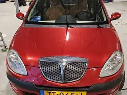 Rood Gebruikt 2004 Lancia Ypsilon Hatchback | € 1.500