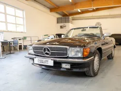 Zwart Gebruikt 1986 Mercedes 560 Cabriolet | € 29.900