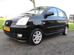 Zwart Gebruikt 2005 Kia Picanto EX Hatchback | € 3.275 (Eerlijke prijs)