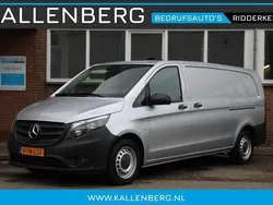 Grijs Gebruikt 2022 Mercedes Vito MPV | € 25.900 (Eerlijke prijs)