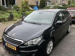Zwart Gebruikt 2016 Peugeot 308 Style MPV | € 4.499 (Goede deal)