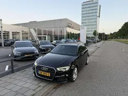 Zwart Gebruikt 2018 Audi A3 S-Line Hatchback | € 13.000 (Eerlijke prijs)