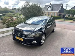 Zwart Gebruikt 2018 VW Polo Comfortline Hatchback | € 12.450 (Eerlijke prijs)