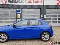 Blauw Gebruikt 2022 Opel Corsa Edition Hatchback | € 13.900 (Eerlijke prijs)
