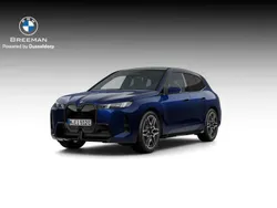 Blauw, metallic lak Nieuw 2025 BMW iX M Sport SUV | € 125.095 (Eerlijke prijs)