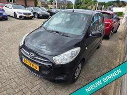 Zwart Gebruikt 2012 Hyundai i10 Hatchback | € 3.250 (Eerlijke prijs)