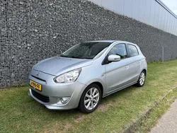 Grijs Gebruikt 2015 Mitsubishi Space Star Instyle Hatchback | € 3.495 (Super prijs)