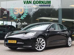 Zwart Gebruikt 2020 Tesla Model 3 Standard Range Sedan | € 20.950 (Eerlijke prijs)