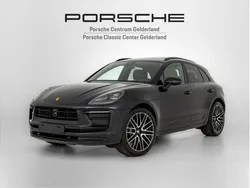 Diepzwart metallic Gebruikt 2023 Porsche Macan SUV | € 92.900 (Iets duurder)