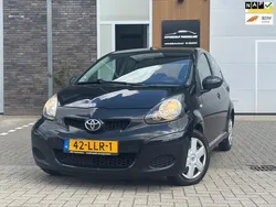 Zwart Gebruikt 2010 Toyota Aygo Comfort Hatchback | € 2.650 (Eerlijke prijs)