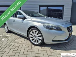 Grijs Gebruikt 2012 Volvo V40 Summum Stationwagen | € 9.900 (Goede deal)