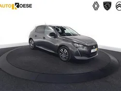 Grijs Gebruikt 2023 Peugeot 208 Allure Hatchback | € 17.900 (Eerlijke prijs)